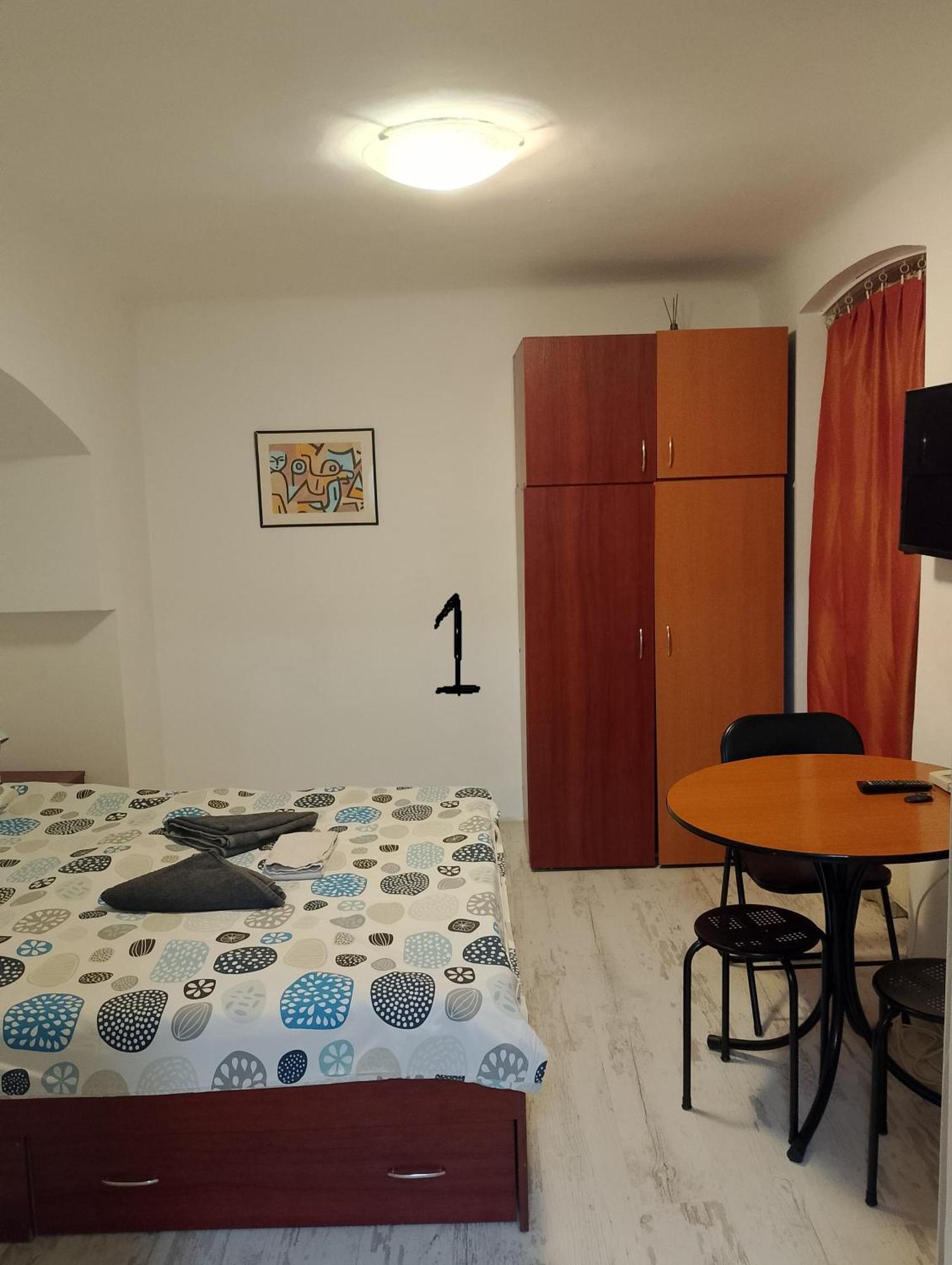 Apartment In Historic Center Brasov